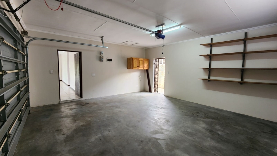 3 Bedroom Property for Sale in Dormehls Drift Western Cape